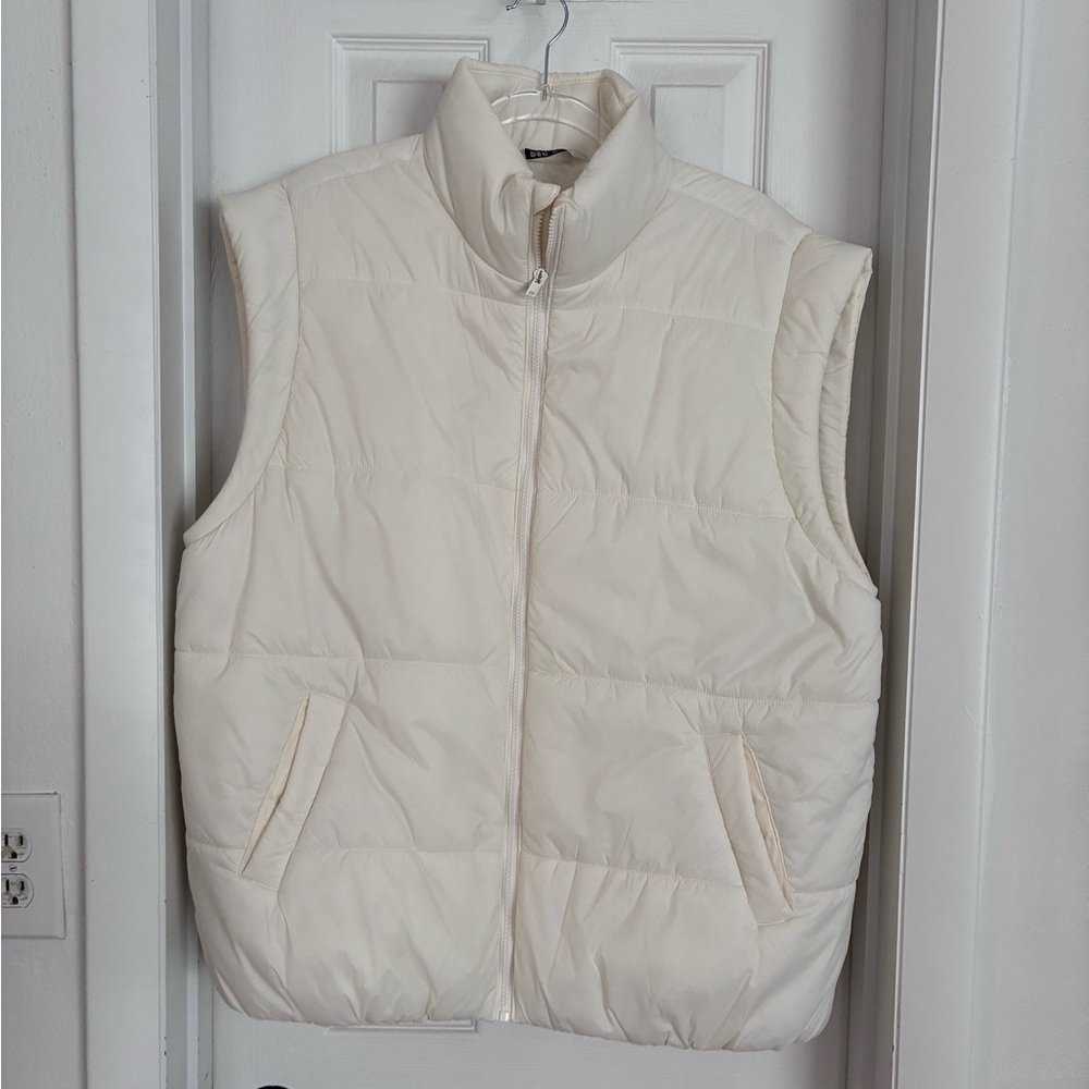 DSG Cream Puffer Vest